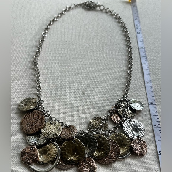 Elegant Mixed Metal Disc Necklace - Picture 3 of 4